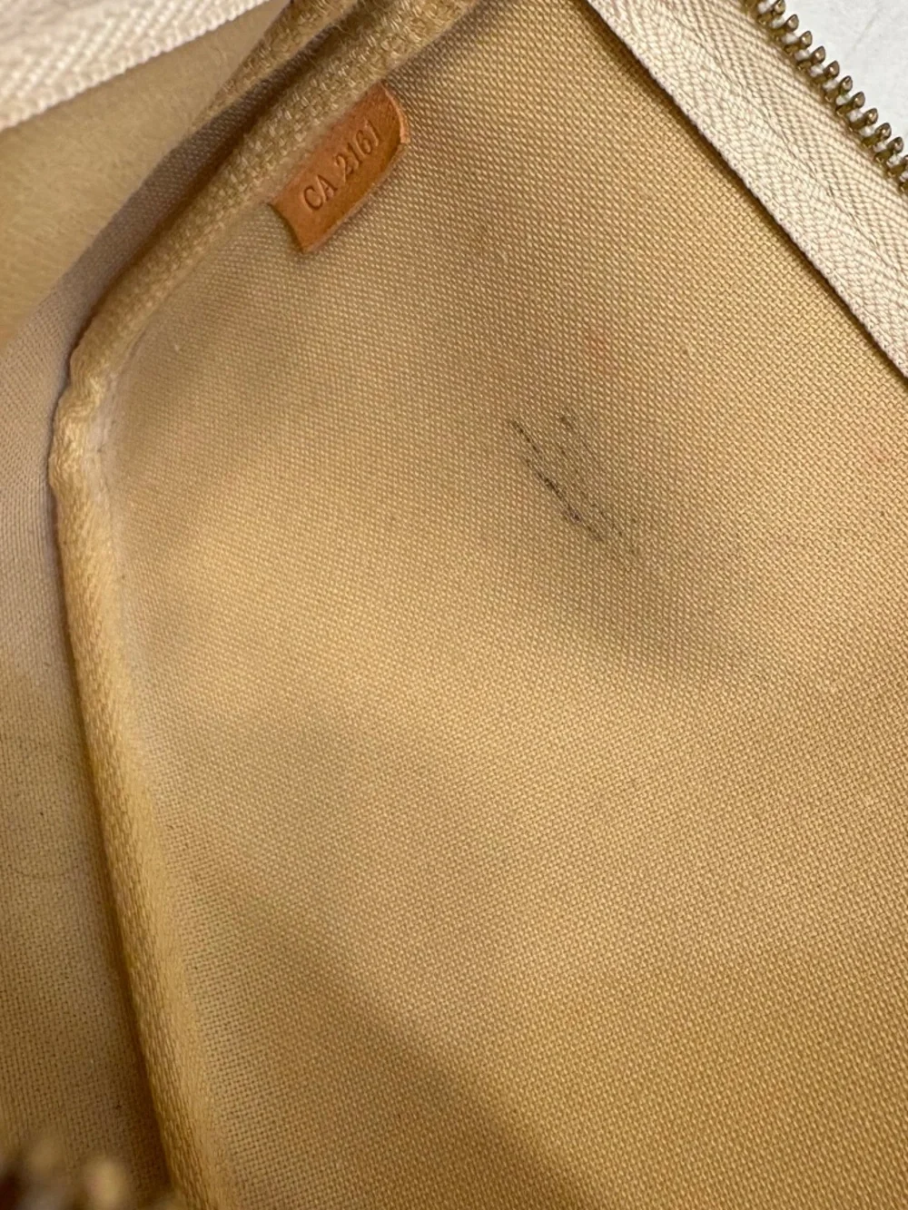 Louis Vuitton damier azur pochette accessories wow!